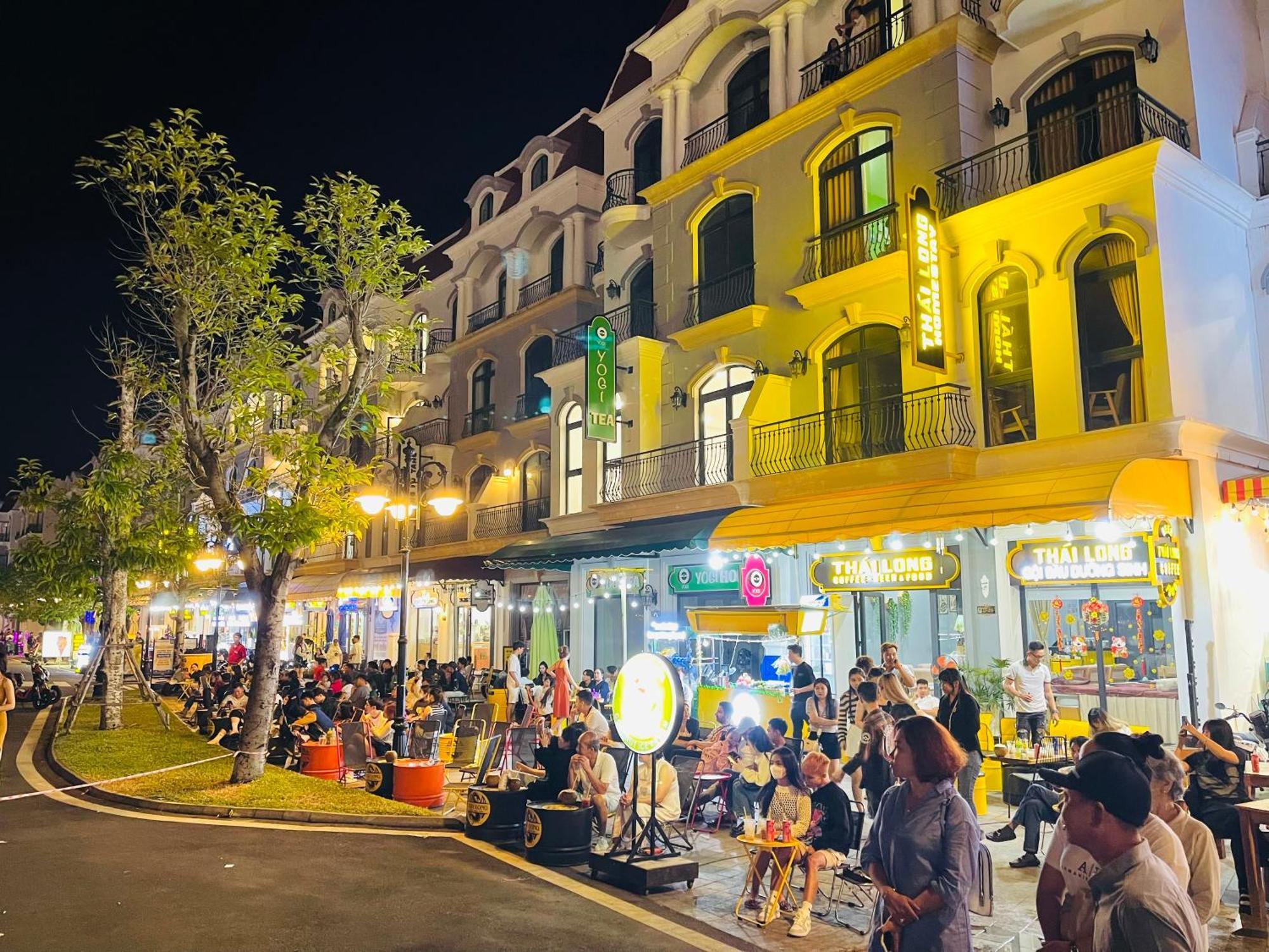 Thai Long Hotel Grand World Phu Quoc Buitenkant foto