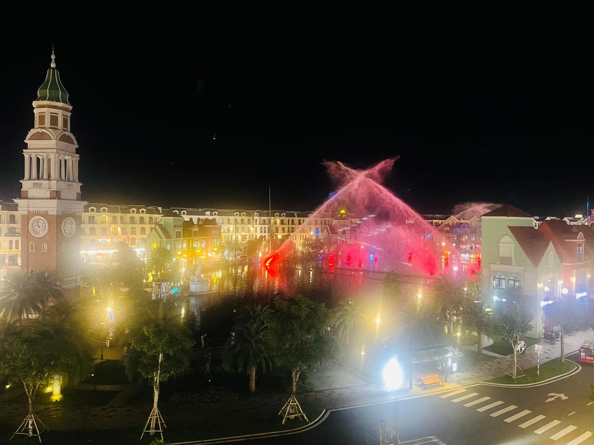 Thai Long Hotel Grand World Phu Quoc Buitenkant foto